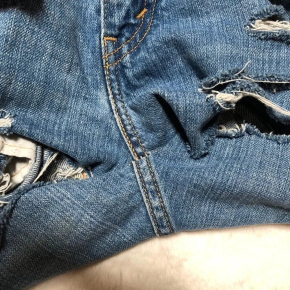 Levi's Blue Ripped Distressed Denim Jean Shorts Sz 24 - Picture 5 of 8